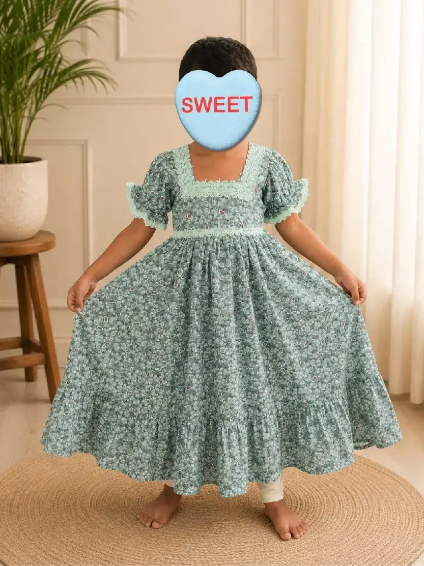 Kids Cotton Long Frock (৫ বছর)